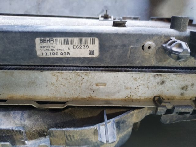 13106020 Radiador electroventilador Opel combo