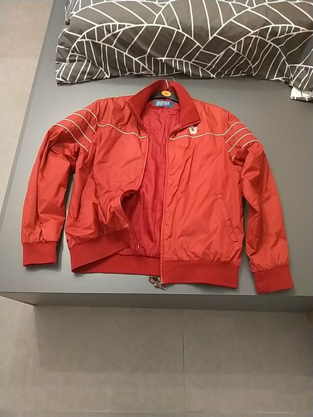 Chaqueta Roja