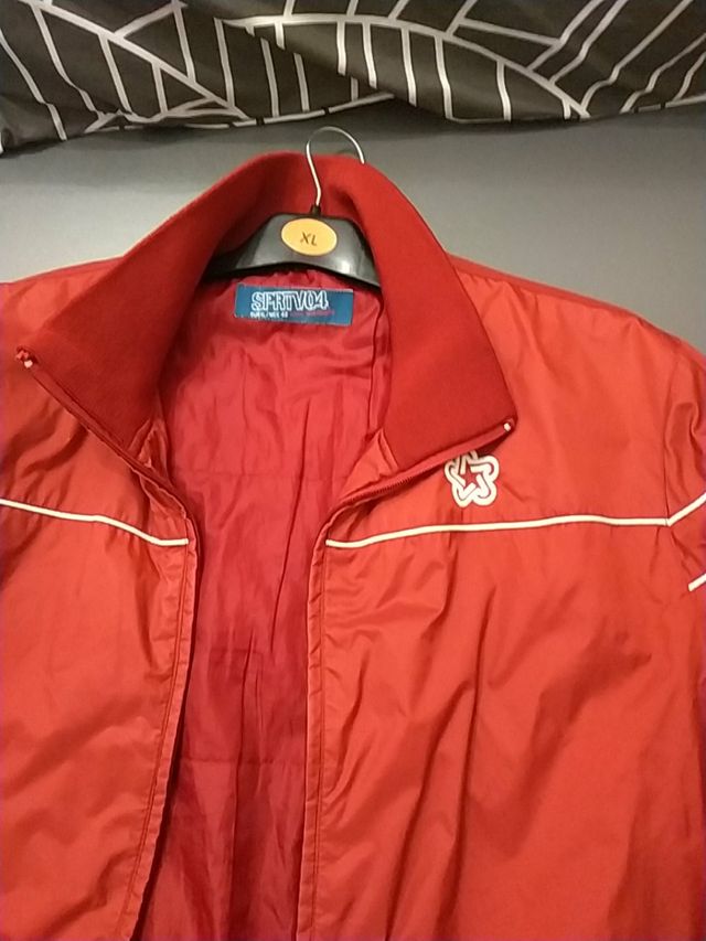 Chaqueta Roja