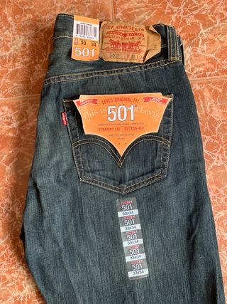 Vaquero Levis501. NUEVO. Talla 33. Hombre de segunda mano por 50 EUR en Santo  Domingo de la Calzada en WALLAPOP