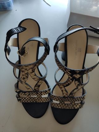 Sandalias Gloria Ortiz de segunda mano en WALLAPOP