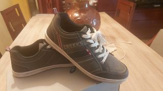 Zapatillas n. 43 de segunda mano por 10 EUR en Valencia en WALLAPOP