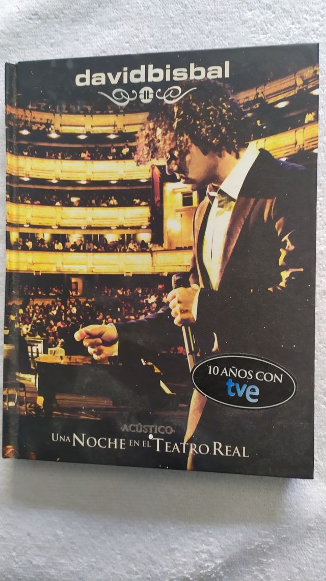 libro mas 3 discos David Bisbal