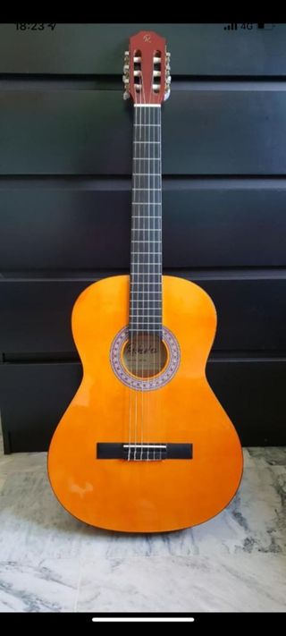 Guitarras segunda mano en Mairena del Aljarafe en WALLAPOP