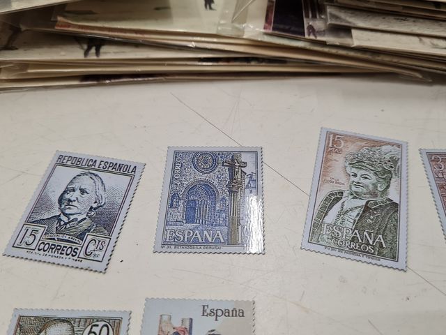 postales y sellos metalicos