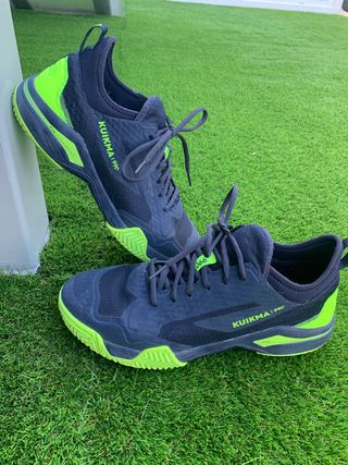 Zapatillas de padel kuikma 990 talla 43 de segunda mano por 45 EUR en  Collado Villalba en WALLAPOP