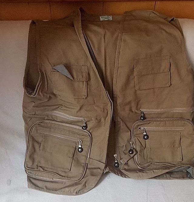 Lote de 2 pantalones con regalo de chaleco