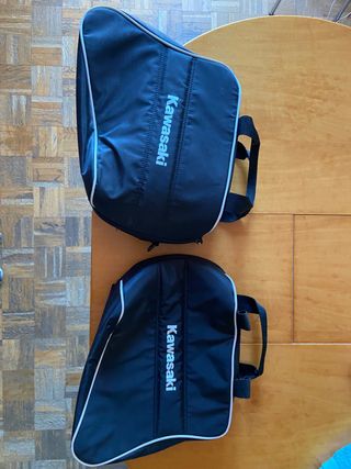 Bolsas maletas kawasaki versys 650 de segunda mano por 75 EUR en Madrid en  WALLAPOP