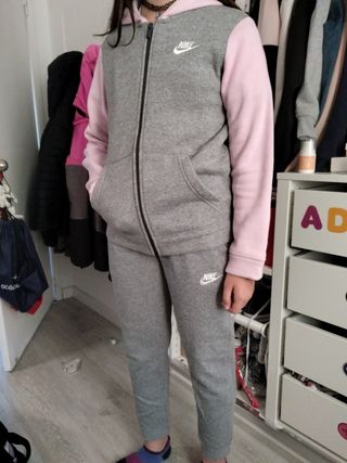 Chandal Nike mujer de segunda mano en WALLAPOP
