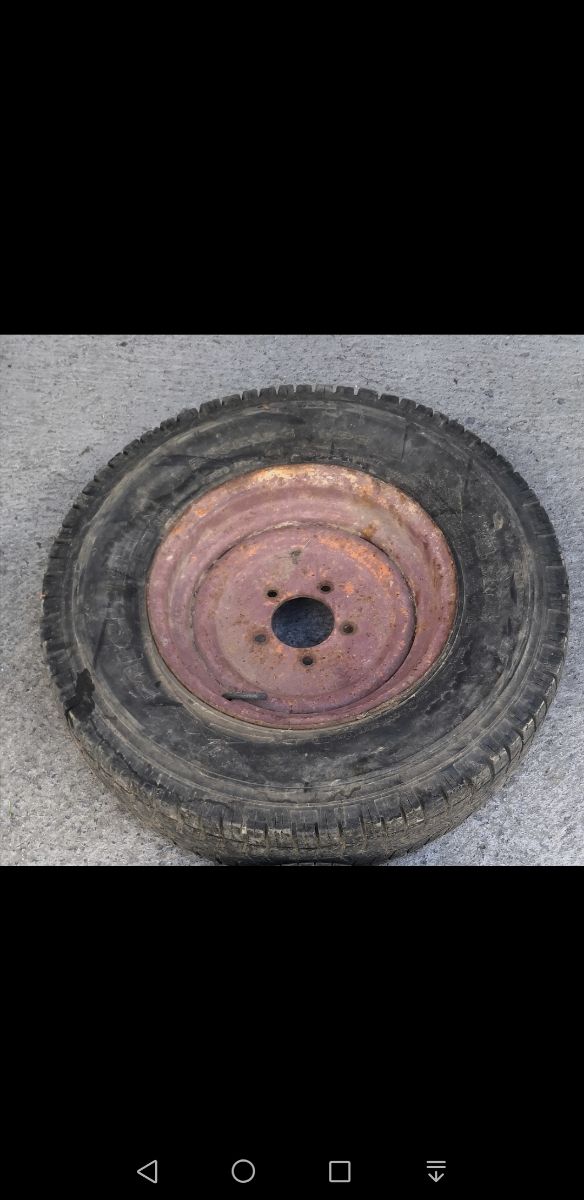 rueda,llanta, neumático chimpin ,Dumper Ausa