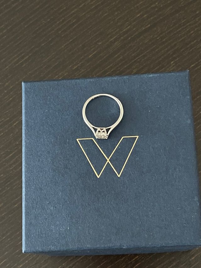 Anello in oro bianco con diamanti modello Tous