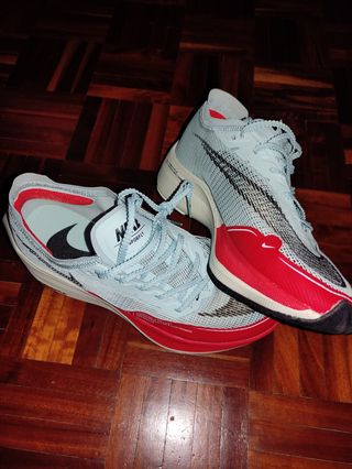 Zapatillas Nike VaporFly de segunda mano en WALLAPOP
