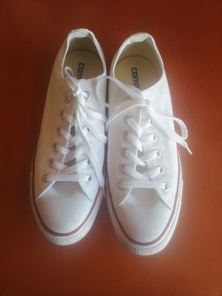 Converse blancas mujer talla 40 de segunda mano por 30 EUR en Madrid en  WALLAPOP