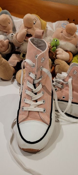 Converse doble suela de segunda mano en WALLAPOP