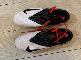 Botas de fútbol Nike Phantom de segunda mano en WALLAPOP