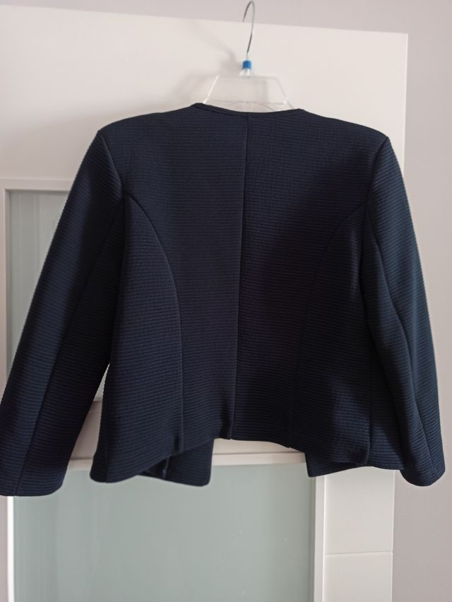 Chaqueta manga tres cuartos, talla L