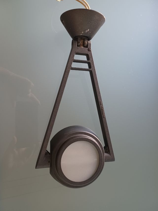 Aplique negro serie Vulcanos. 