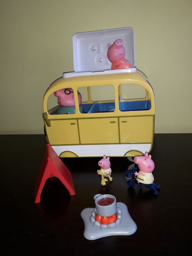 Caravana Peppa Pig. Peppa's Camping Trip
