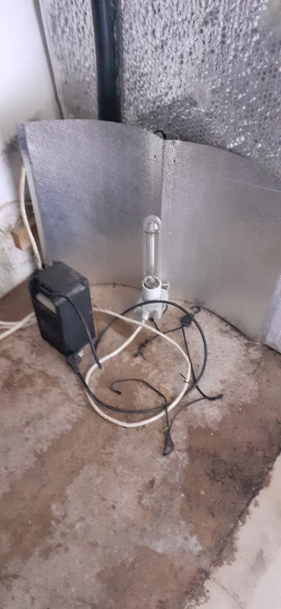 interior completo con aire acondicionado 