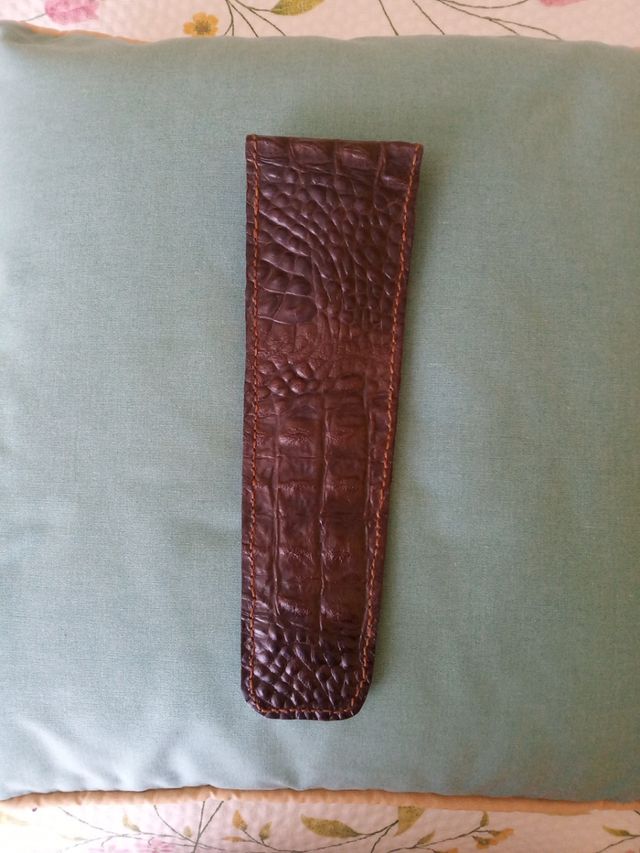 Funda de cuero para abanico