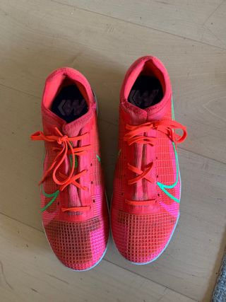 Botas de fútbol talla 40 de segunda mano en WALLAPOP