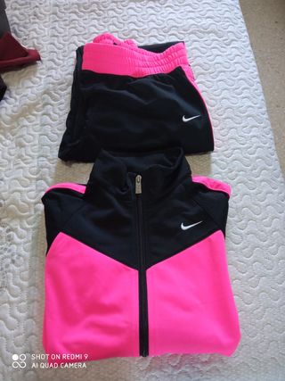 Chandal Nike mujer de segunda mano en WALLAPOP