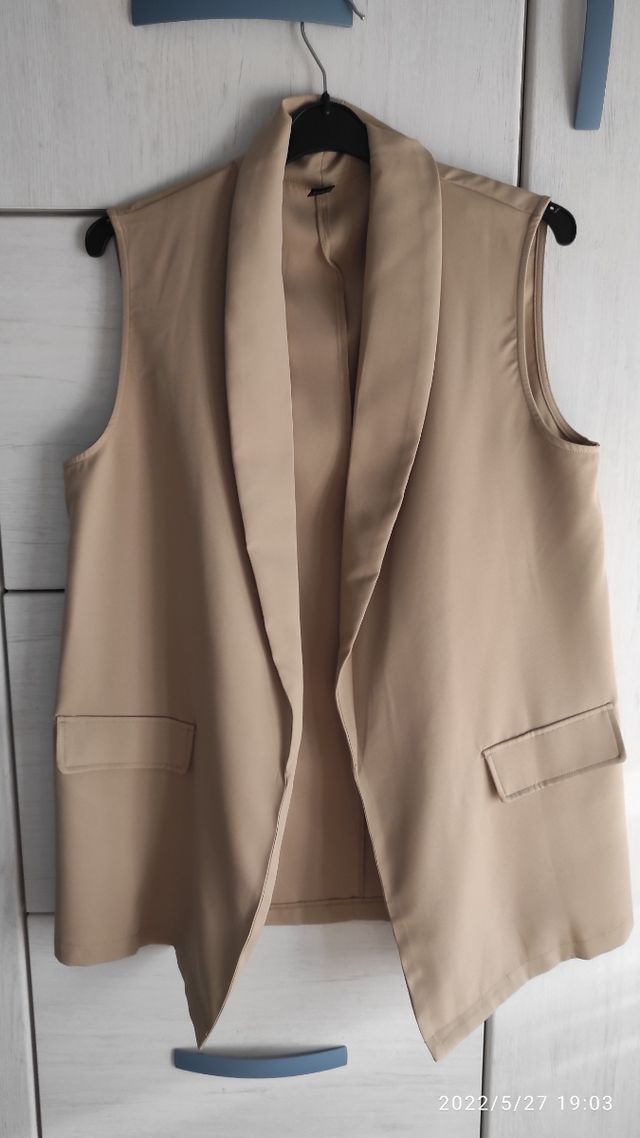 Chaqueta sin mangas talla 40