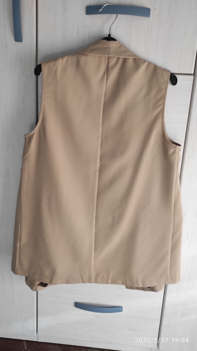 Chaqueta sin mangas talla 40
