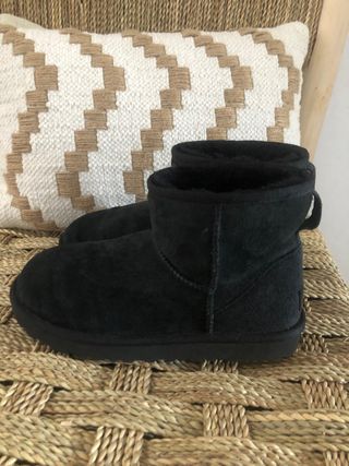 Botas UGG de segunda mano en WALLAPOP