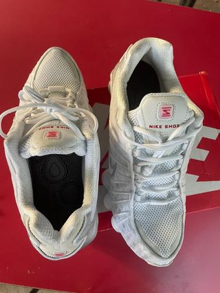 Nike shox tl de segunda mano por 135 EUR en Barcelona en WALLAPOP