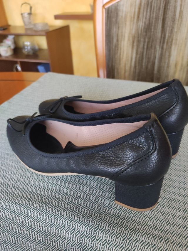 Decolleté nere Alberto la Torre nuove 