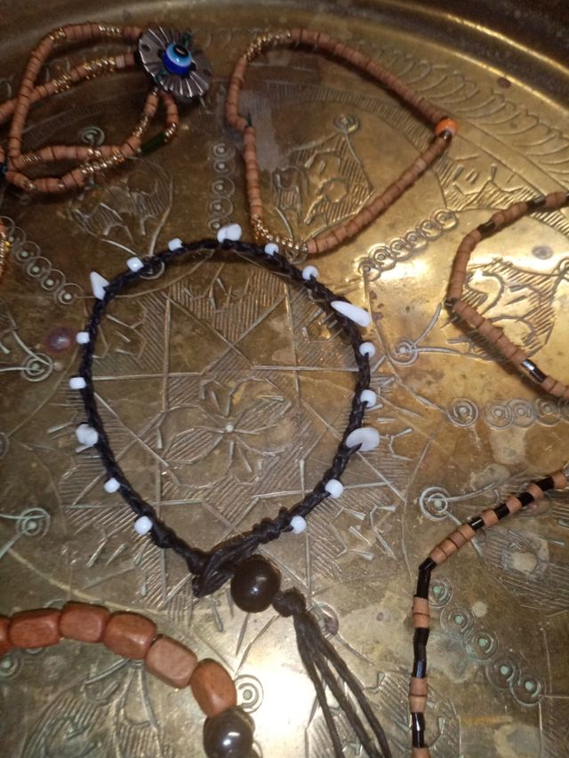 Pulseras /Collares /Artesanía.