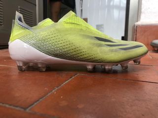 Botas de fútbol gama alta de segunda mano en WALLAPOP