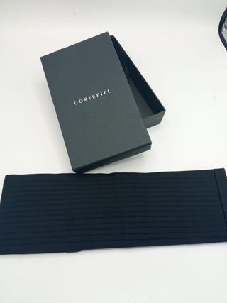 Fajin traje hombre Cortefiel de segunda mano por 10 EUR en Valencia en  WALLAPOP