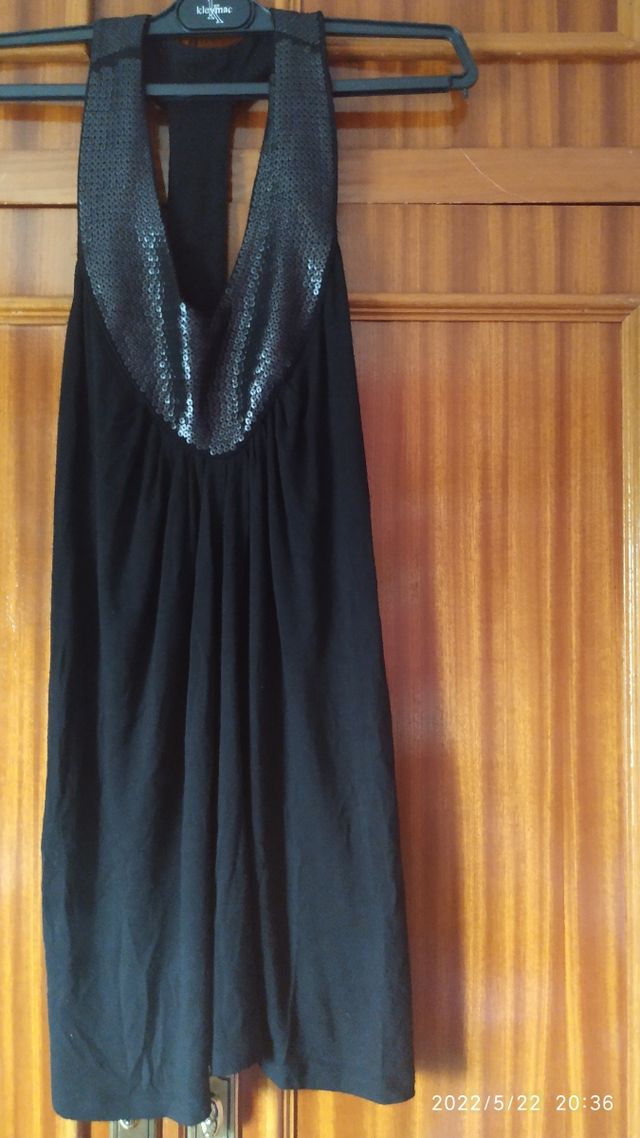 Rebajad.Camiseta larga CON LENTEJUELASMUY ORIGINAL