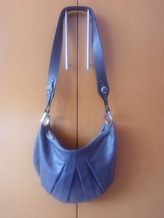 Bolso LUPO de segunda mano por 20 EUR en Barcelona en WALLAPOP