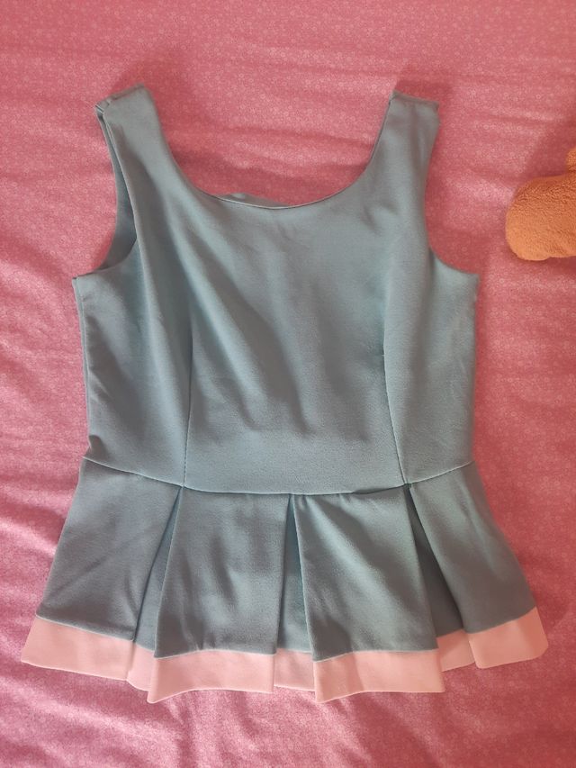 Blusa azul turquesa. Sin estrenar