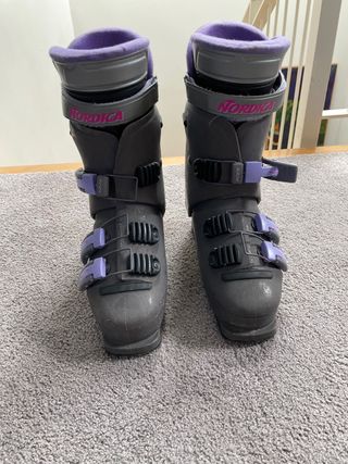 Botas de esquí de segunda mano en WALLAPOP