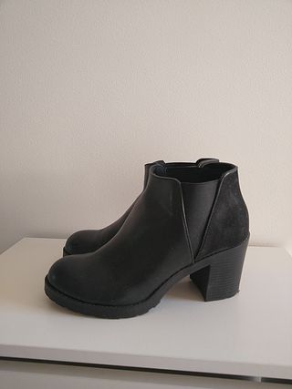 Botines Pull and Bear mujer de segunda mano en WALLAPOP