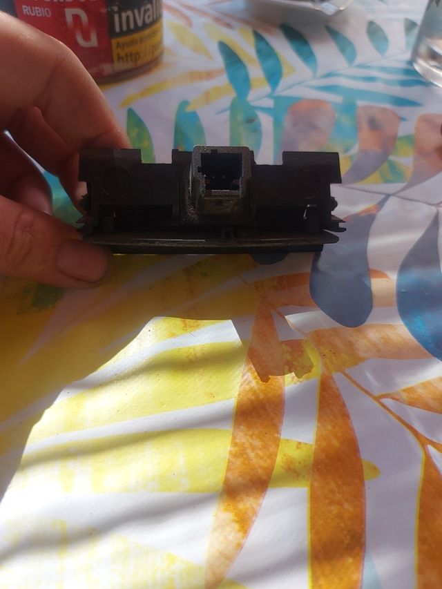 interruptor apertura maletero Peugeot 307 sw