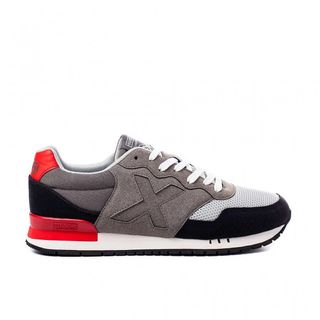 Zapatillas MUNICH DASH Talla 44 izq 45 dere de segunda mano por 25 EUR en  Madrid en WALLAPOP