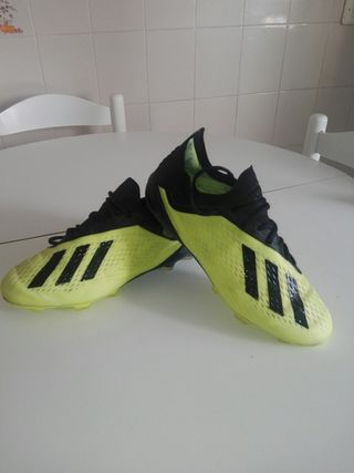 Botas de fútbol gama alta de segunda mano en WALLAPOP