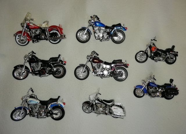 Lote 8 Harley Davidson