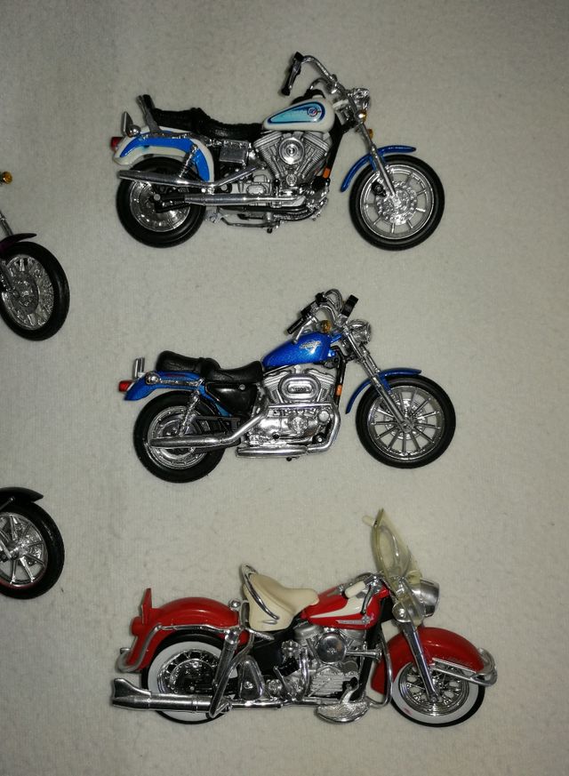 Lote 8 Harley Davidson