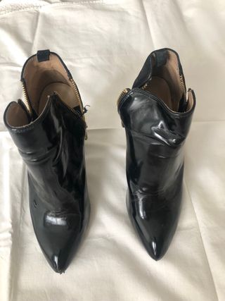 Botines Zara con cremallera de segunda mano en WALLAPOP