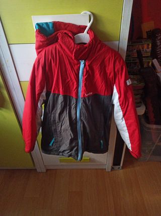 Ropa nieve de segunda mano | CASINUEVO