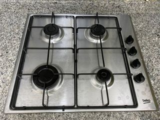 Fogones cocina BEKO de segunda mano por 30 EUR en Guadarrama en WALLAPOP