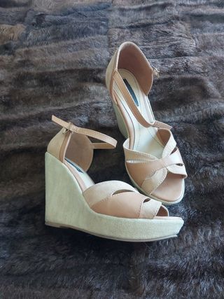 Sandalias cuña sfera 39 rosas de segunda mano por 8 EUR en Madrid en  WALLAPOP