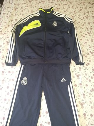 Chandal Adidas de segunda mano en WALLAPOP