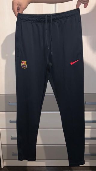 Chandal Nike FC Barcelona de segunda mano en WALLAPOP